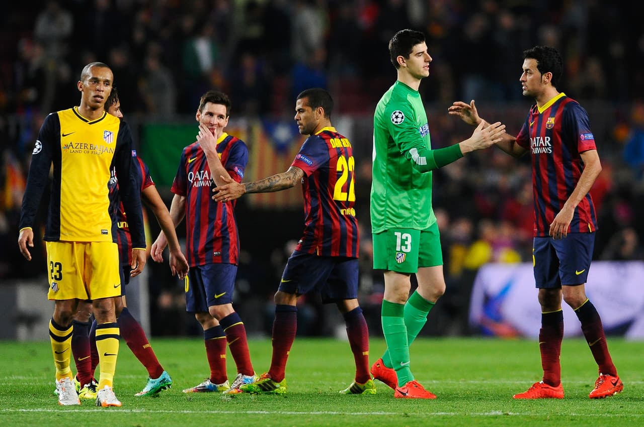 También, con el Atlético, los enfrentó en Champions League logrando un empate y un triunfo, el único que consiguió hasta el momento.