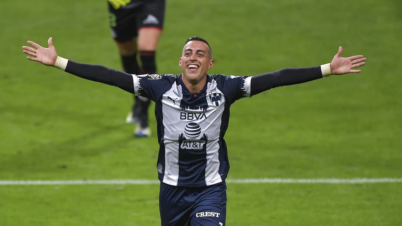Funes Mori: "Es un privilegio compartir con un histórico como Suazo"