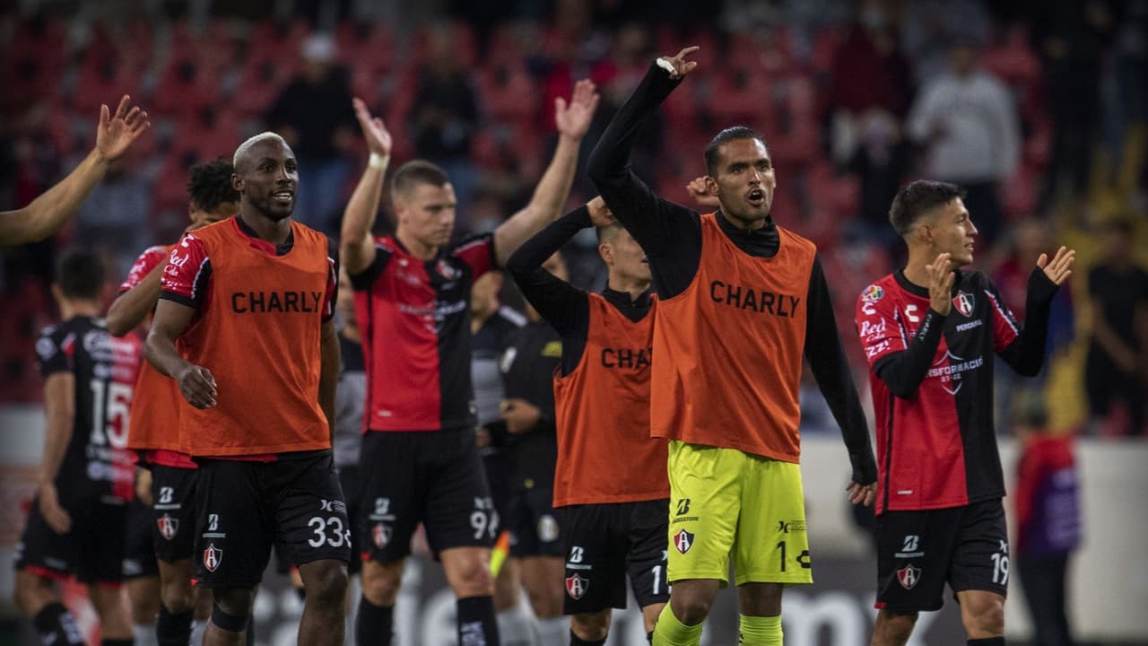 La posible alineación de Atlas para enfrentar a Pumas en la semifinal de ida