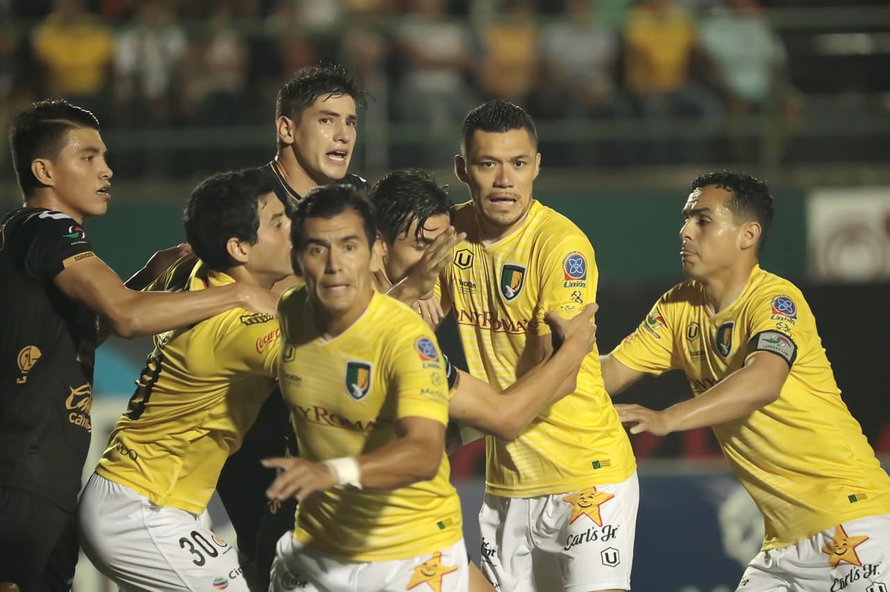 En la primera parte el empate sin anotaciones prevaleció.