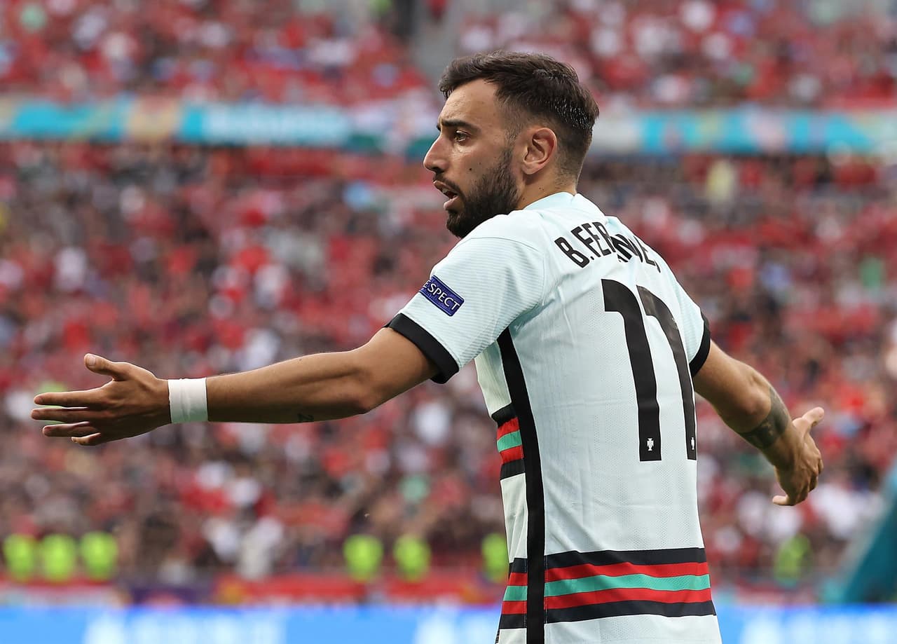 Portugal salva el resultado y derrota a Hungría 3-0 durante el partido del Grupo F en la Euro 2020. La primera parte del partido empataban a cero, pero Raphael Guerreiro ponía el primer tanto al minuto 84 y Cristiano Ronaldo se encargó de cerrar el partido con doblete, sumando los primeros tres puntos para los lusos.