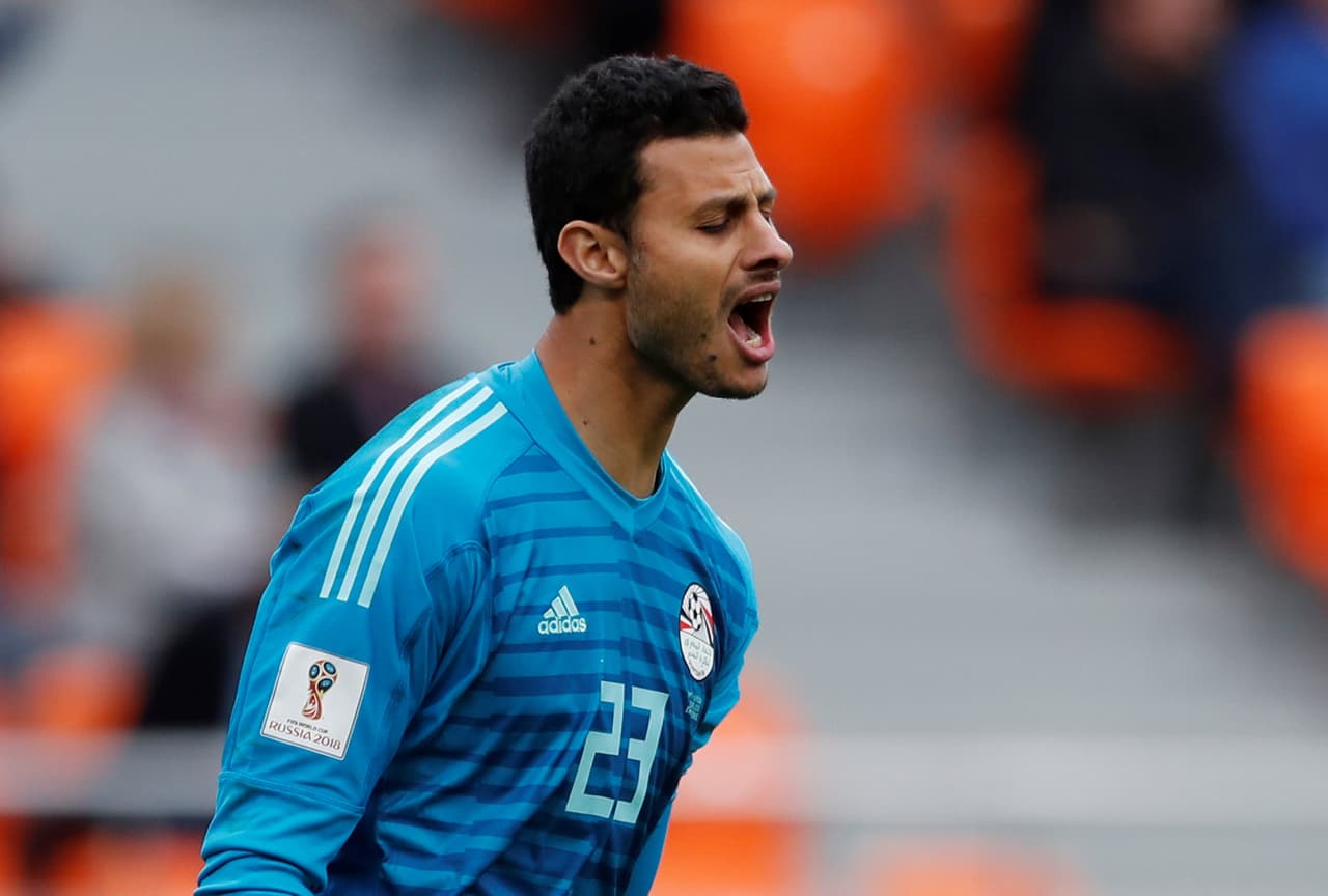 Mohamed El-Shenawy, arquero de Egipto y del club Al-Ahly del torneo de su país.