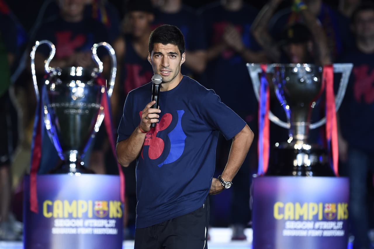 Los jugadores Blaugranas recorrieron las calles de Barcelona y después llegaron al Camp Nou para celebrar su quinta Champions League