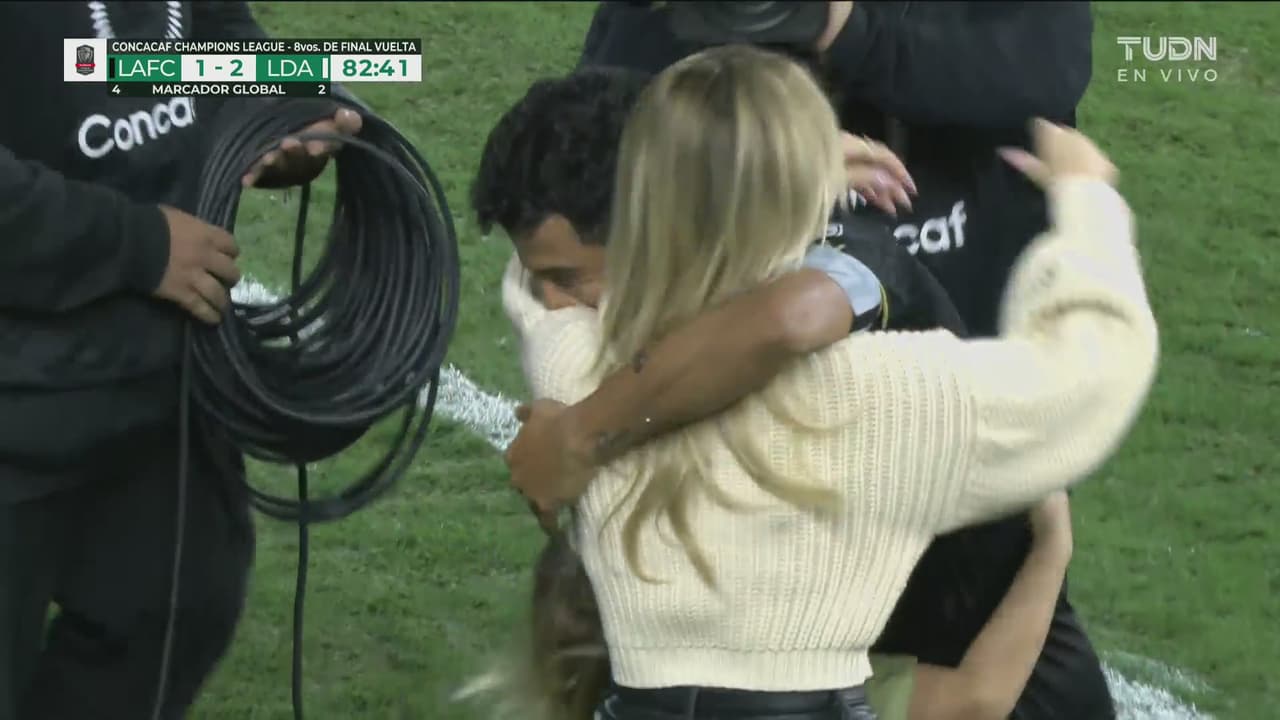 ¡Aparece el capitán! Vela arma una gran jugada y define el 1-2 del LAFC