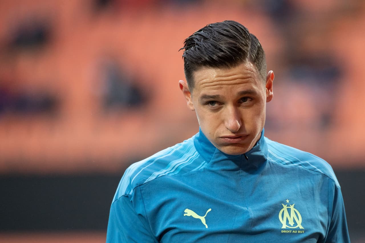 Niña despide a Florian Thauvin entre lágrimas y un abrazo