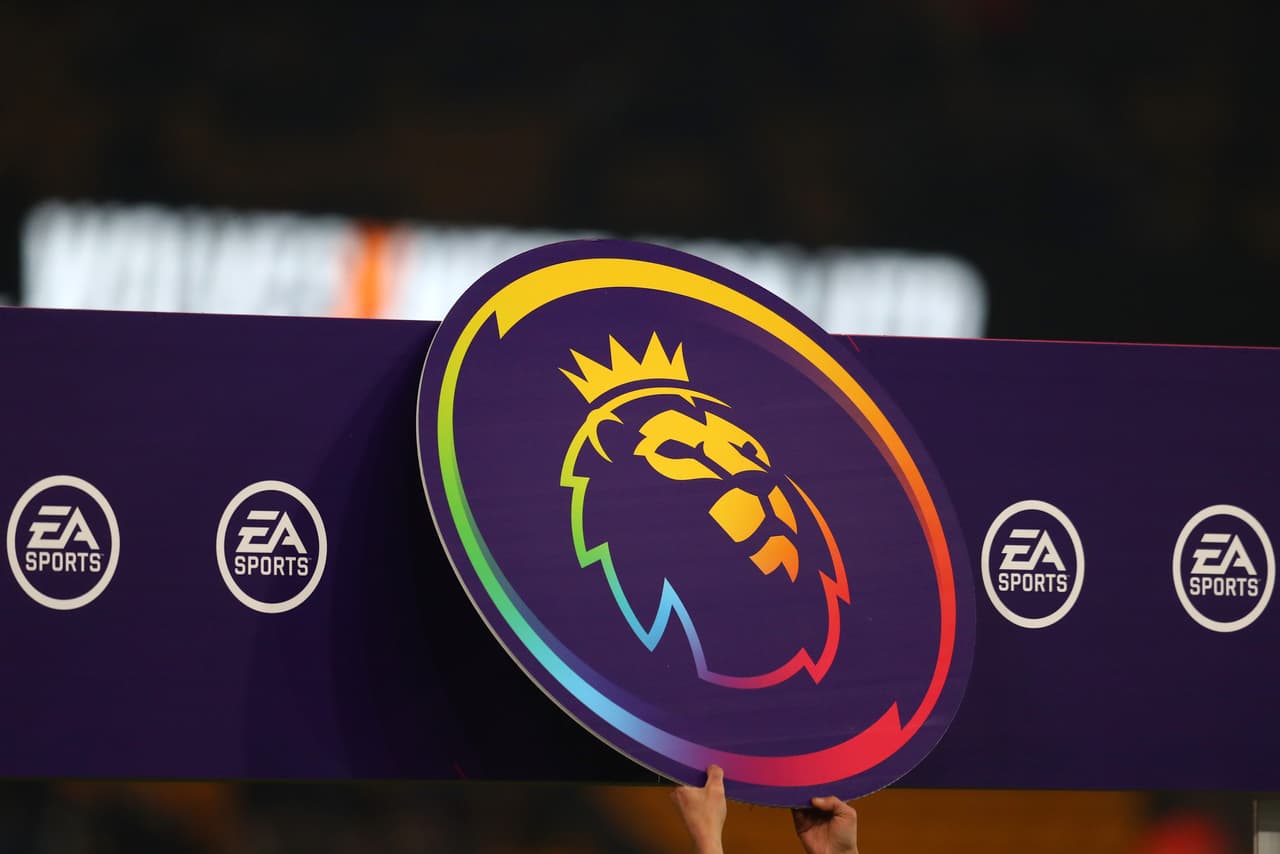 Por dos semanas, los partidos de la Premier League se llenarán de arcoíris para celebrar la campaña ‘Rainbow Laces’ como muestra de apoyo a la comunidad LGTB dentro y fuera del futbol, donde no haya discriminación y demostrar que el poder del futbol une a la gente.
