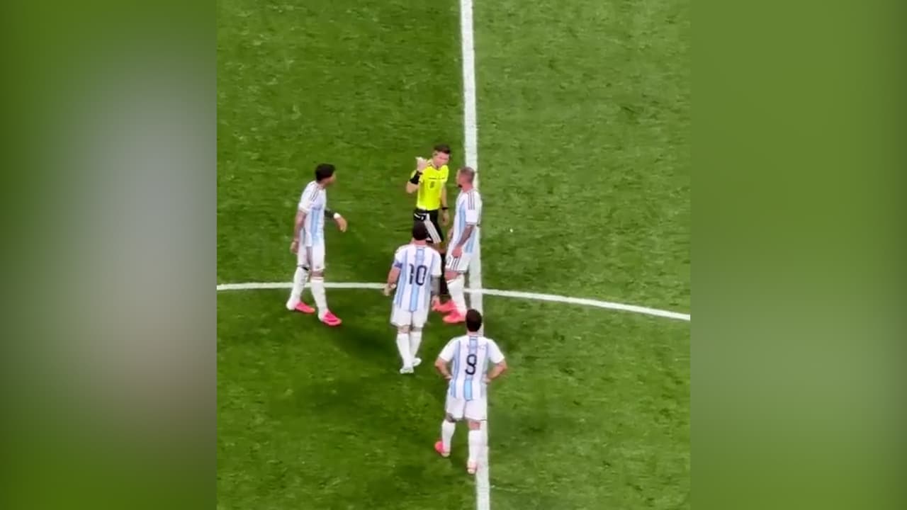 Reacción de Messi al gol de Egipto; así reclamó al árbitro