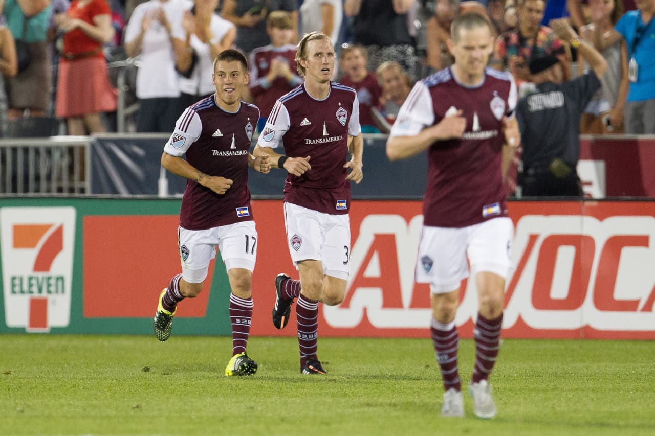 Pero Dillon Serna se encargó de emparejar las acciones al minuto 88. El empate 1-1 dejó a los Rapids de colistas del Oeste mientras FC Dallas quedó en la quinta posición.
