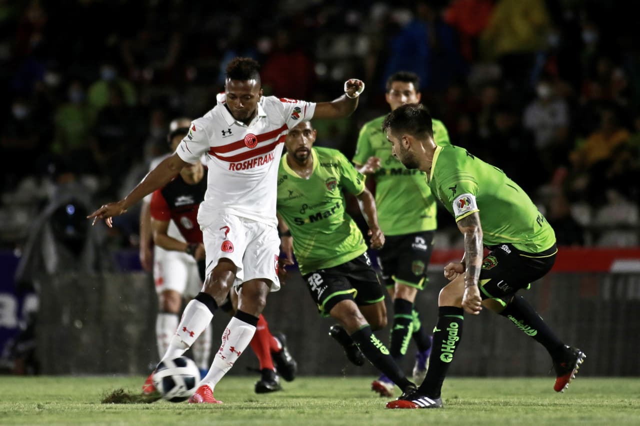 Con el segundo gol en su cuenta, los Diablos tomaron confianza y aprovecharon para llegar con más facilidad en busca de sentenciar el partido.