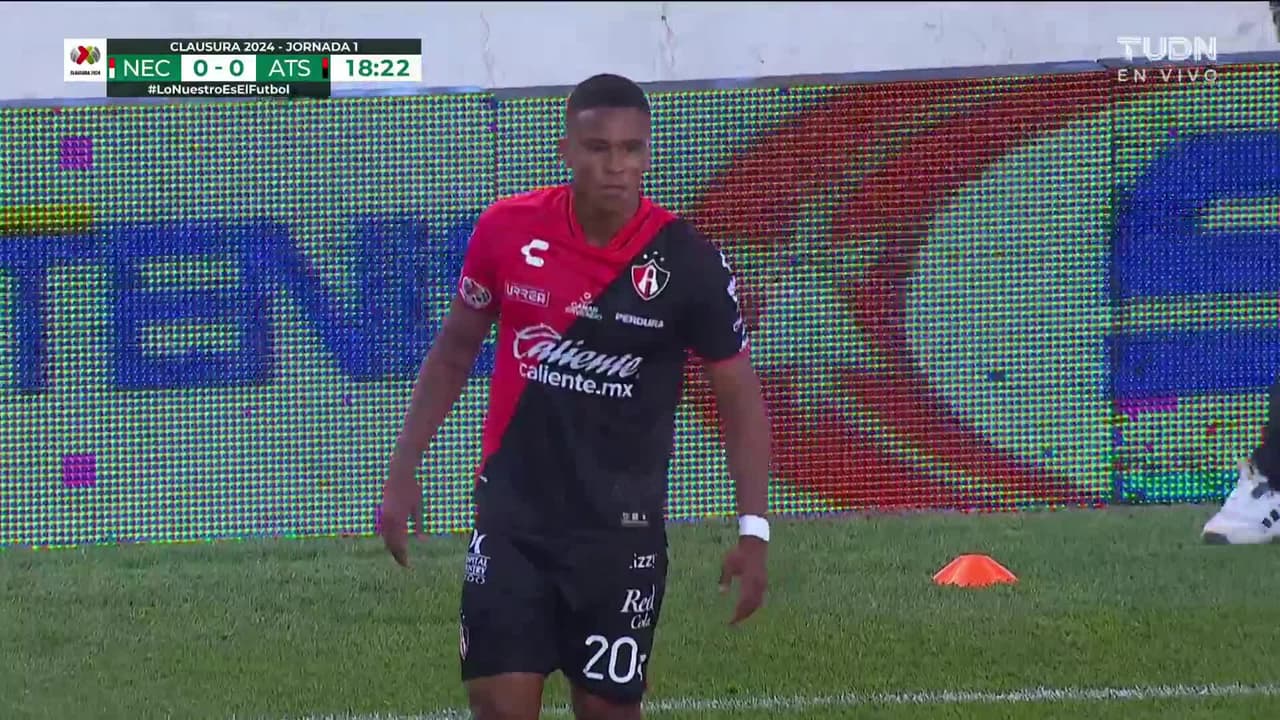 ¡TIRO ATAJADO! disparo por Jeremy Márquez.