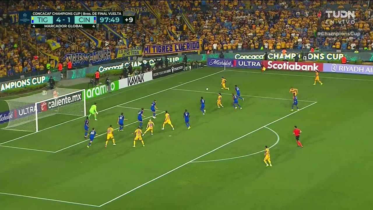 ¡GOL!  anota para Tigres. Fernando Gorriarán