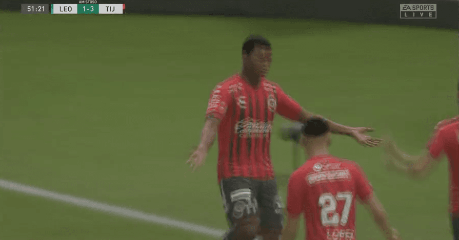 Carlos Higuera de los Xolos derrota al León de 'Nikiller' de forma contundente en la eLiga MX.