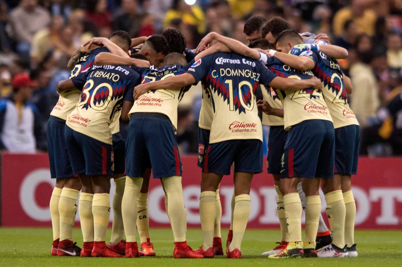 Los emplumados llegaron a 11 puntos en 5 jornadas e igualaron a los Rayados en lo más alto de la tabla general.