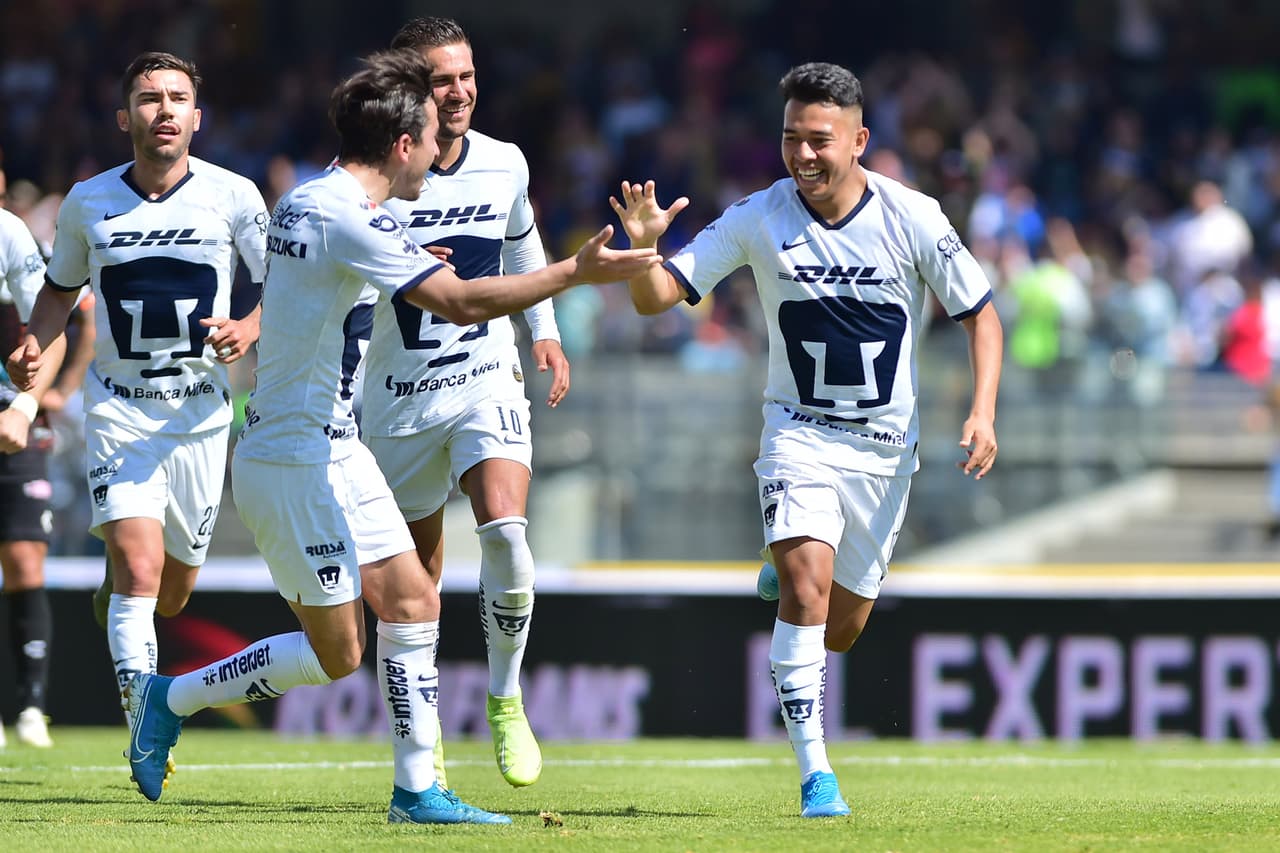 Pumas UNAM
<b>2-1 </b>Pachuca