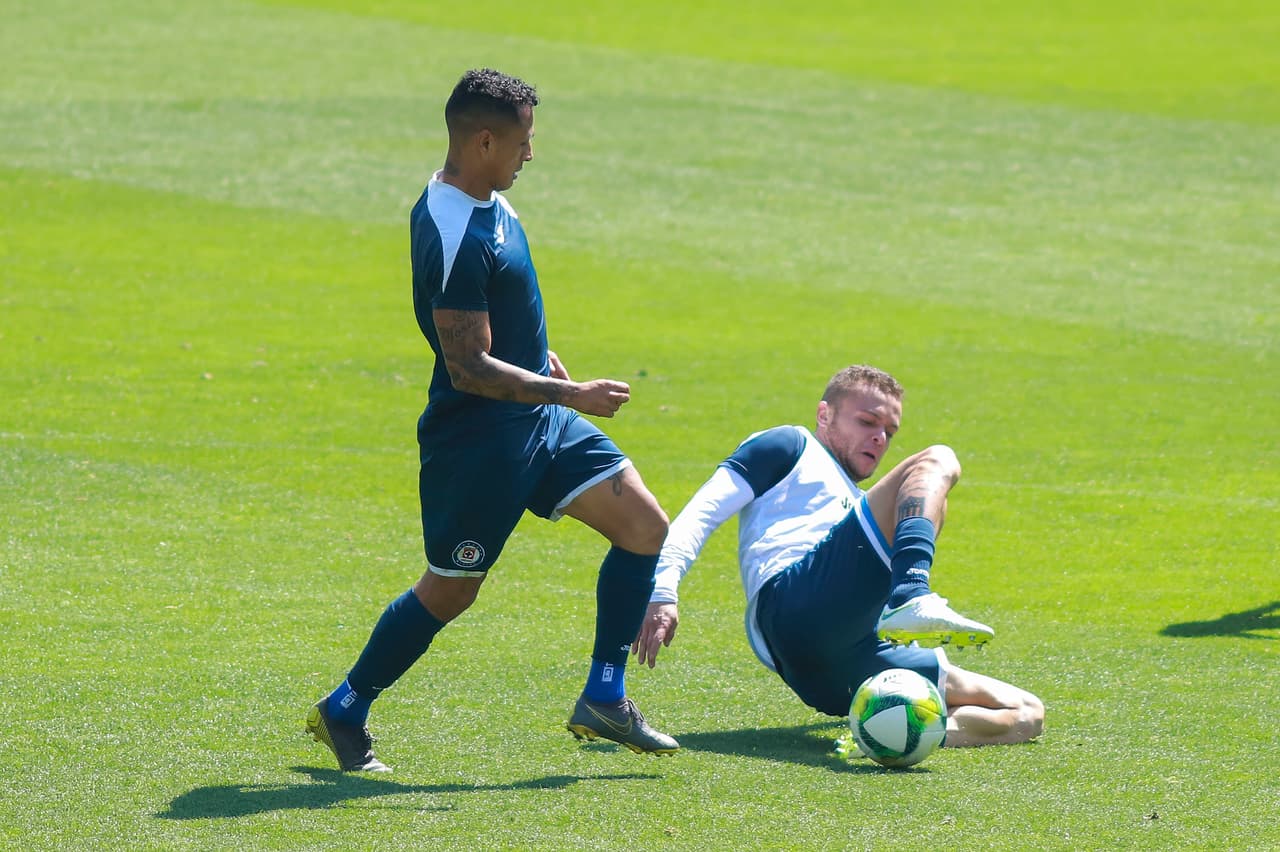 Cruz Azul entrena con intensidad bajo el mando de Pedro Caixinha con la claridad de que una victoria contra Pachuca en la Jornada 11 del Clausura 2019 lo meterá en el grupo de los ocho mejores.