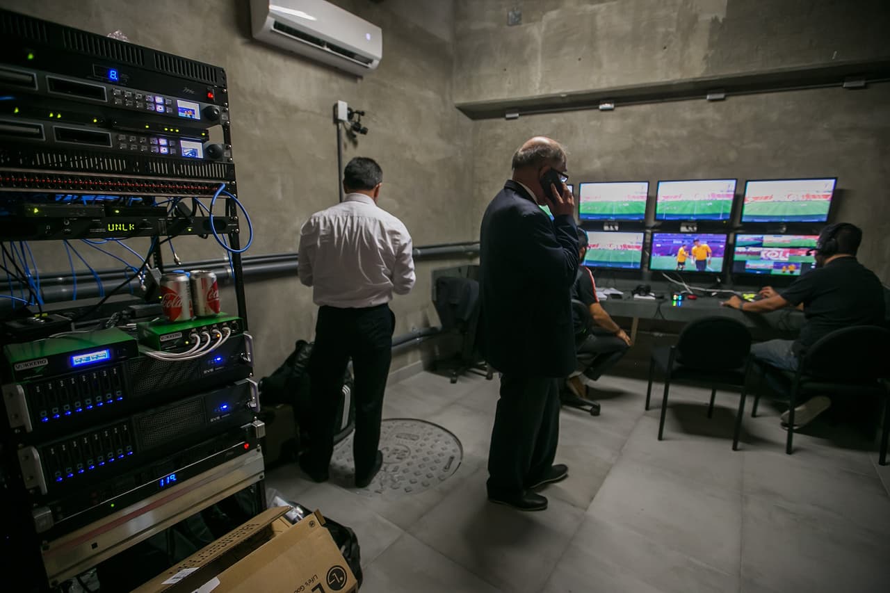 El presidente de la comisión de arbitraje, Arturo Brizio, explicó que las imágenes serán tomadas de las cadenas televisivas que realizan la transmisión de los partidos.