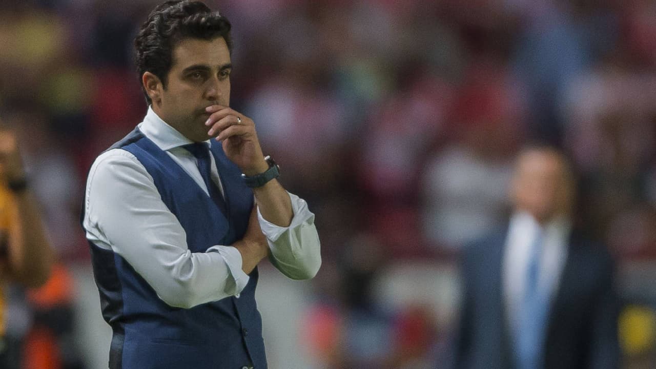 Marcelo Michel Leaño dirigirá a Chivas en el Clásico Nacional