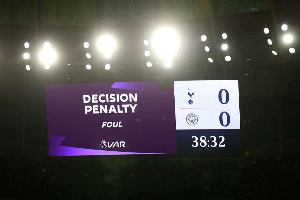 El conjuto de Guardiola ve la derrota ante el Tottenham de Mourinho 2-0, siendo la primera vez que el City no anota en 23 partidos que lleva como visita.