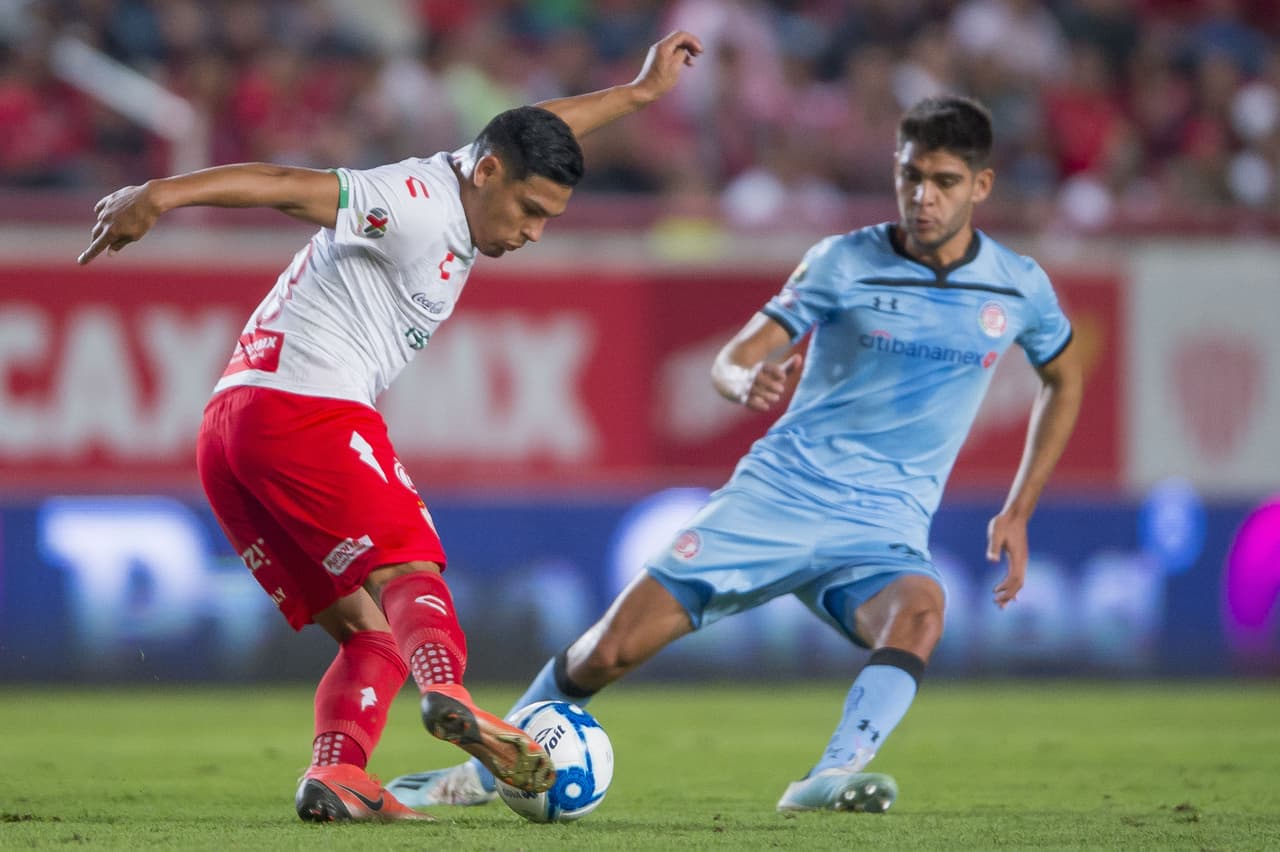 Necaxa inició ganando con el tanto de Mauro Quiroga pero Toluca igualó gracias a la aparición de Emmanuel Gigliotti. Con el empate, Los Rayos se mantienen en 5º y los Diablos Rojos en 16to. lugar.