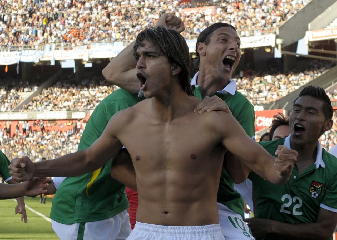 Pero con Bolivia se transformaba milagrosamente en 'EL MMM'. En el 2011 le anotó a Argentina en el Monumental de Buenos Aires para sacar un empate a unos y aguarle la fiesta a los argentinos.