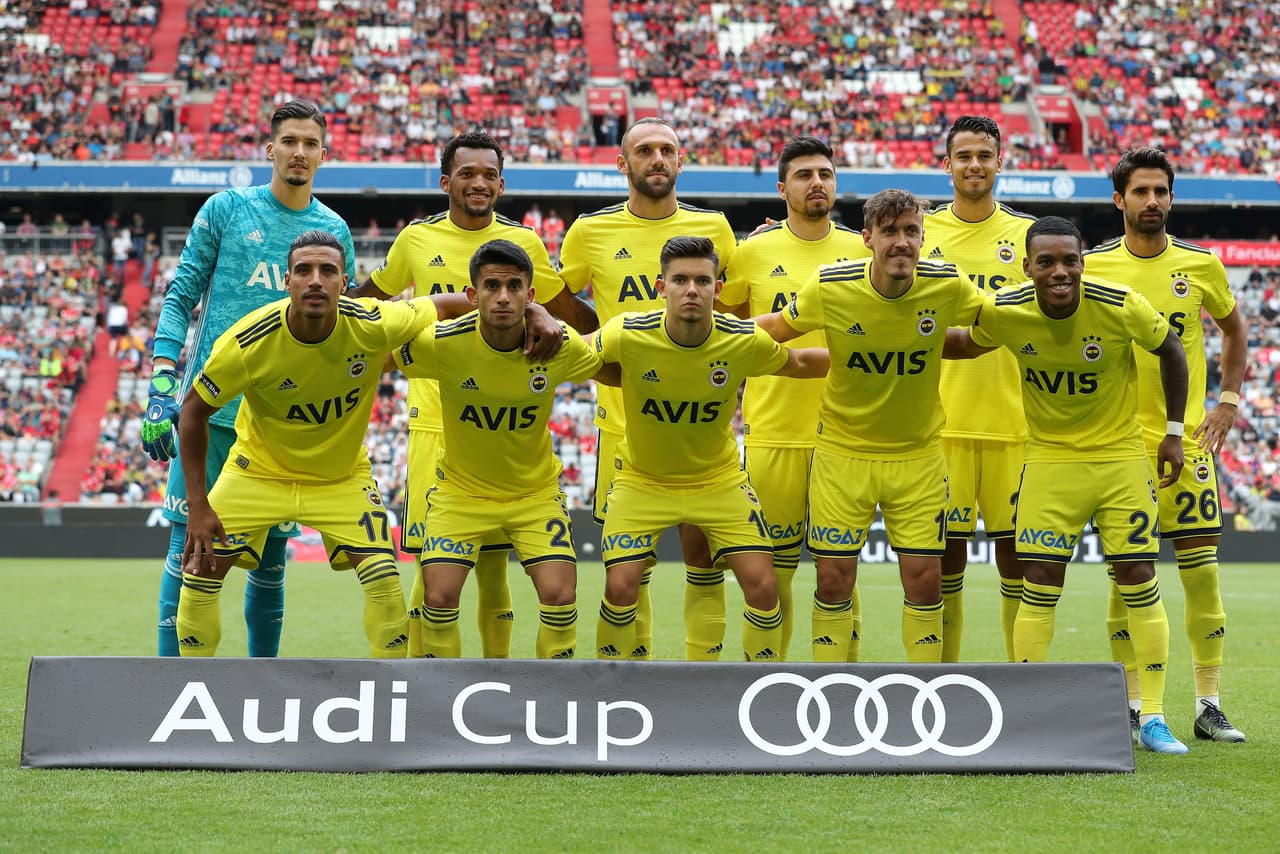 Otra más fue del Fenerbahce de Estambul que recientemente le dio las gracias al mexicano Diego Reyes.