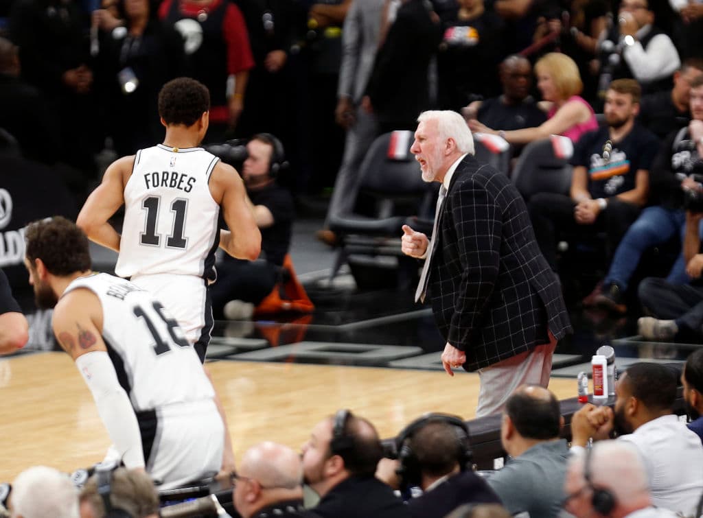 Los San Antonio Spurs forzaron al séptimo y decisivo juego de la serie de primera ronda de Playoffs ante los Denver Nuggets. Les compartimos las mejores imágenes.