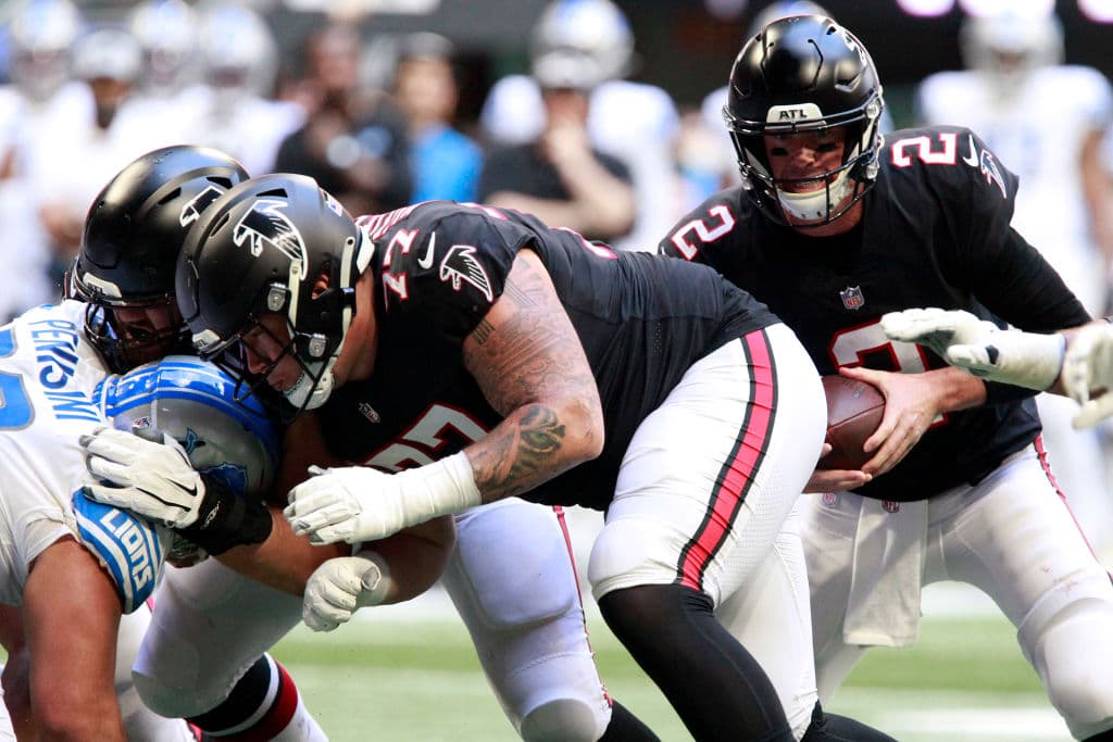 Lions cayó 16-20 en su visita a Atlanta, Buccaneers aplastan 32-6 a las Panthers, Ravens pierden en su visita 21-41 frente a Cincinnati, los Chargers tropiezan 29-41 sobre los Texans, Rams venecen 30.23 a los Vikings, Bills le pegan 33-21 Patriots, Jaguars caen 21-26 en su visita a los Jets, Las Eagles le pegan 10-34 frente a las Eagles, los Bears remaontan 25-24 a los Seahawks, Chiefs aplastan 10-36 a los Chiefs y os Broncos caen 13-17 en su visita a los Raiders.