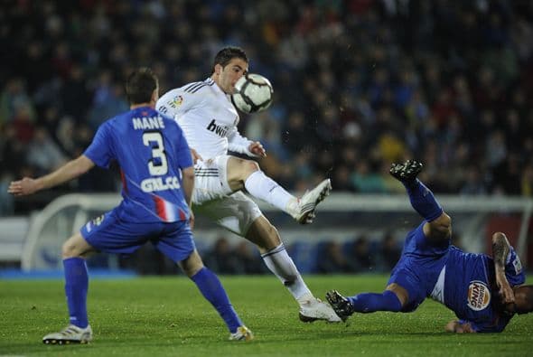 El cuadro bajo del Getafe era una avenida, se notó la ausencia del 'Cata' Díaz.