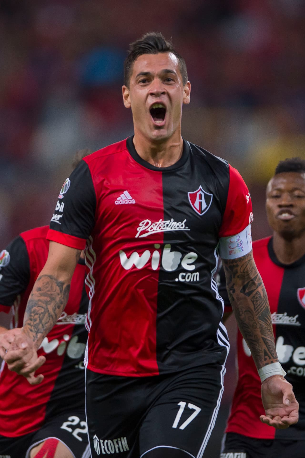 No fue sino a los 81 minutos del encuentro que Milton caraglio paró un balón al borde del área y se giró velozmente para disparar al arco. El balón se coló a las redes para el único tanto del encuentro.