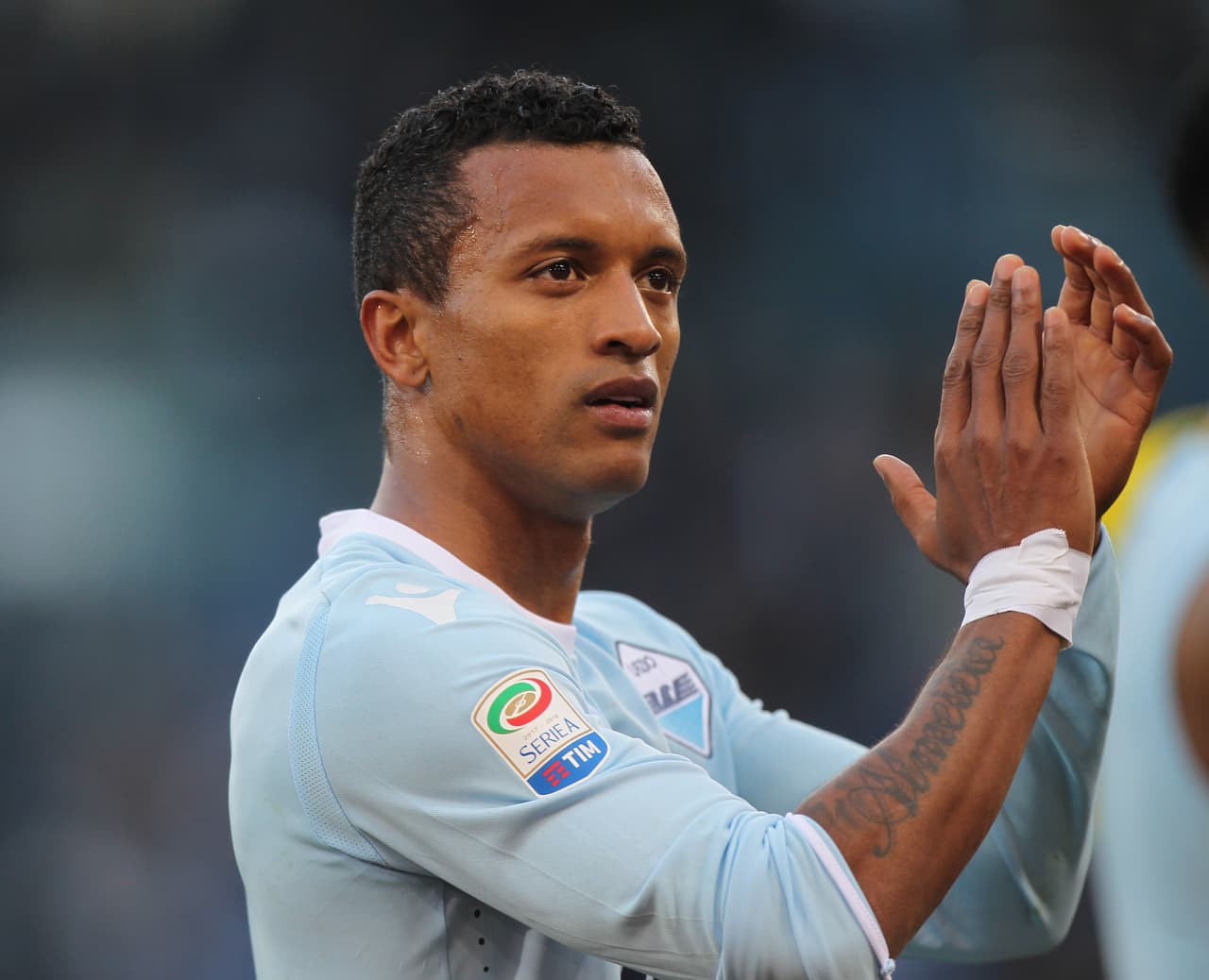 A Nani no le alcanzó para ir al Mundial con Portugal y su iempo en el fútbol de Europa estaría por terminar. Cruz Azul ha surgido como una posibilidad a partir de julio.