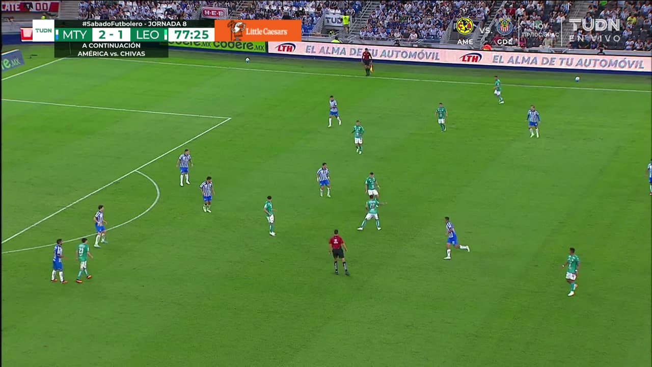 ¡TIRO ATAJADO! disparo por Ángel Mena.