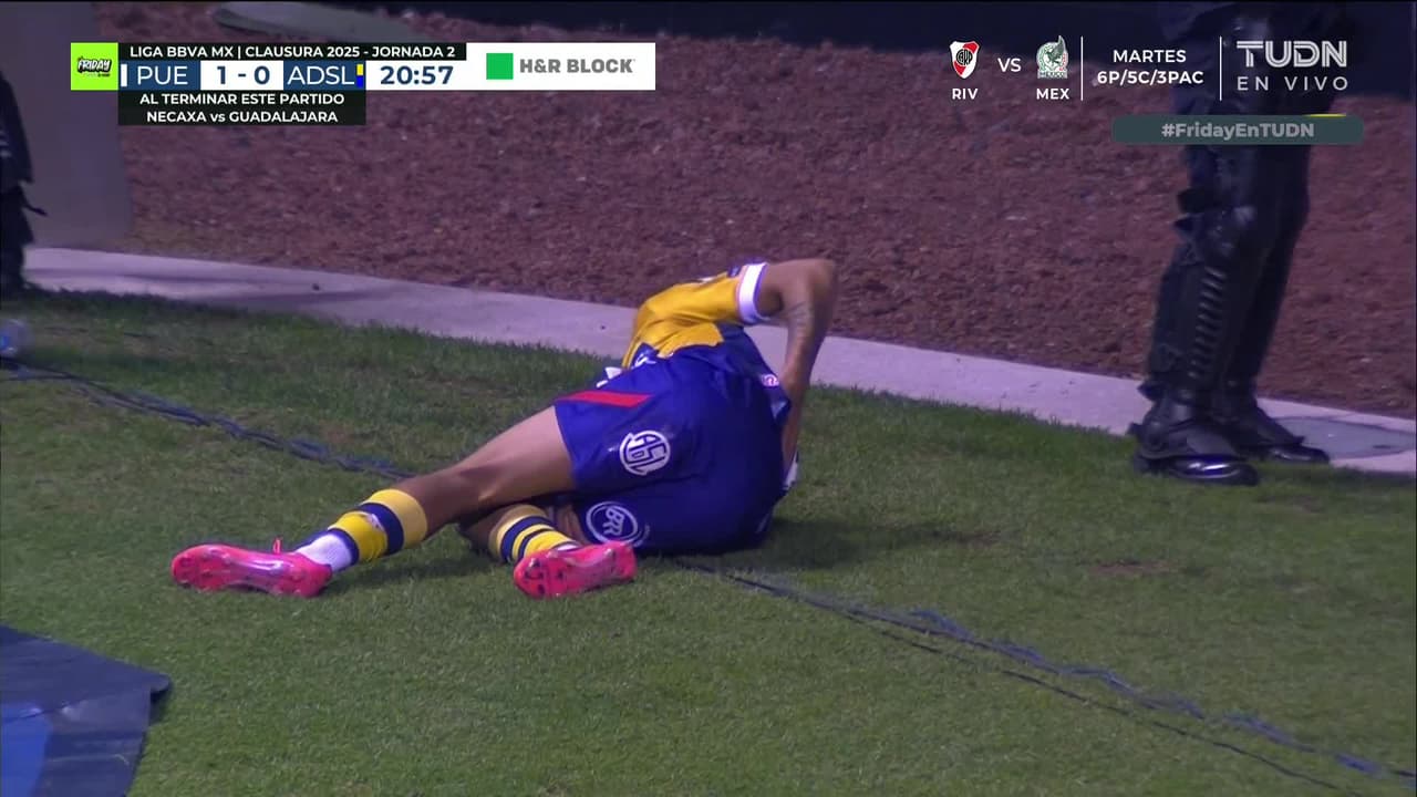 ¡Se vale sobar! Waller se lleva puesto a Miguel García