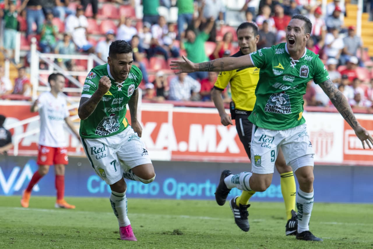 Para sentenciar el partido y firmar su triplete Isamel Sosa logró romper las redes de nuevo al minuto 94.