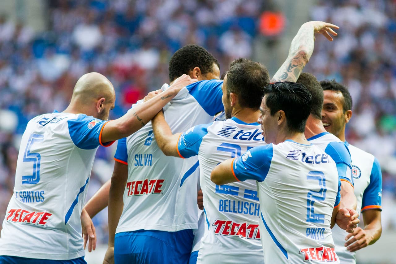 Pero, el fútbol no tiene palabra de honor. Y en un Clásico, el viento se puede inclinar a favor de cualquiera. Lo mismo para confirmar el momento de Pumas que darle el impulso para salir del mal momento al Cruz Azul.