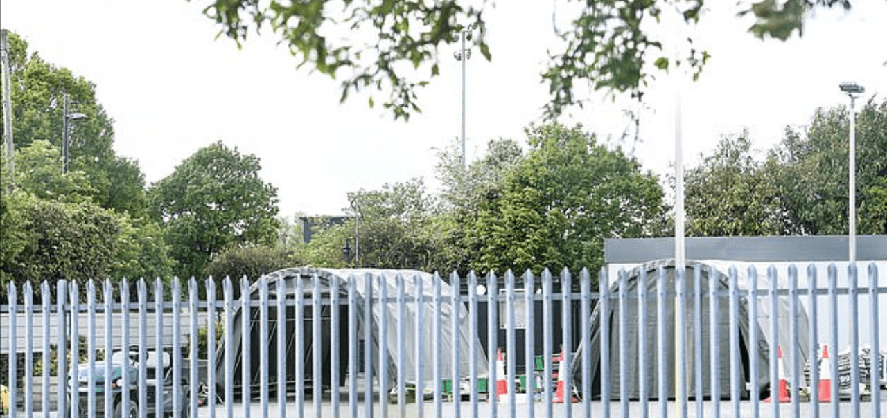 Durante ese tiempo, los jugadores estuvieron entrenando en casa haciendo yoga, trotando y en sesiones de fitness con el staff de sus clubes.