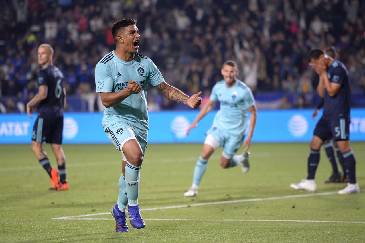 Con 18 puntos y un partido menos, LA Galaxy se acercó a LAFC, líder de la Conferencia Este con 19 puntos. Houston Dynamo se quedó con 13 puntos en el cuarto lugar.