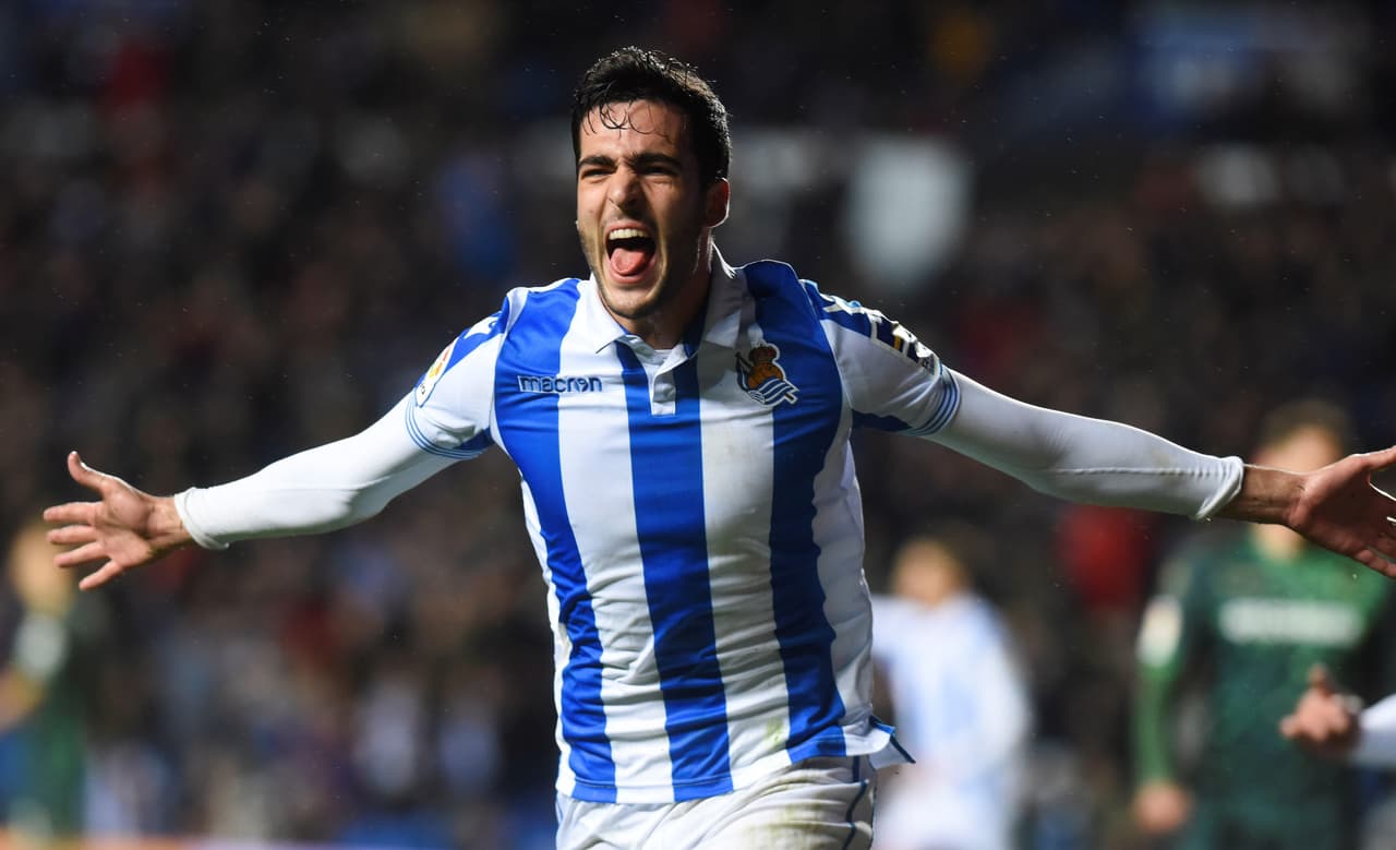 Loren Moron empató 2-2 al minuto 25 del segundo tiempo para Real Sociedad, en donde el mexicano Héctor Moreno fue amonestado al minuto 29.