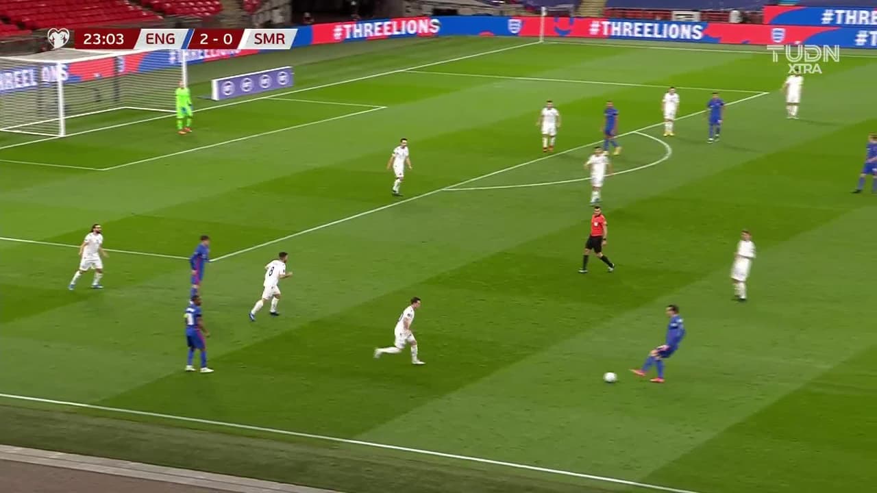 ¡TIRO ATAJADO! disparo por Benjamin Chilwell.