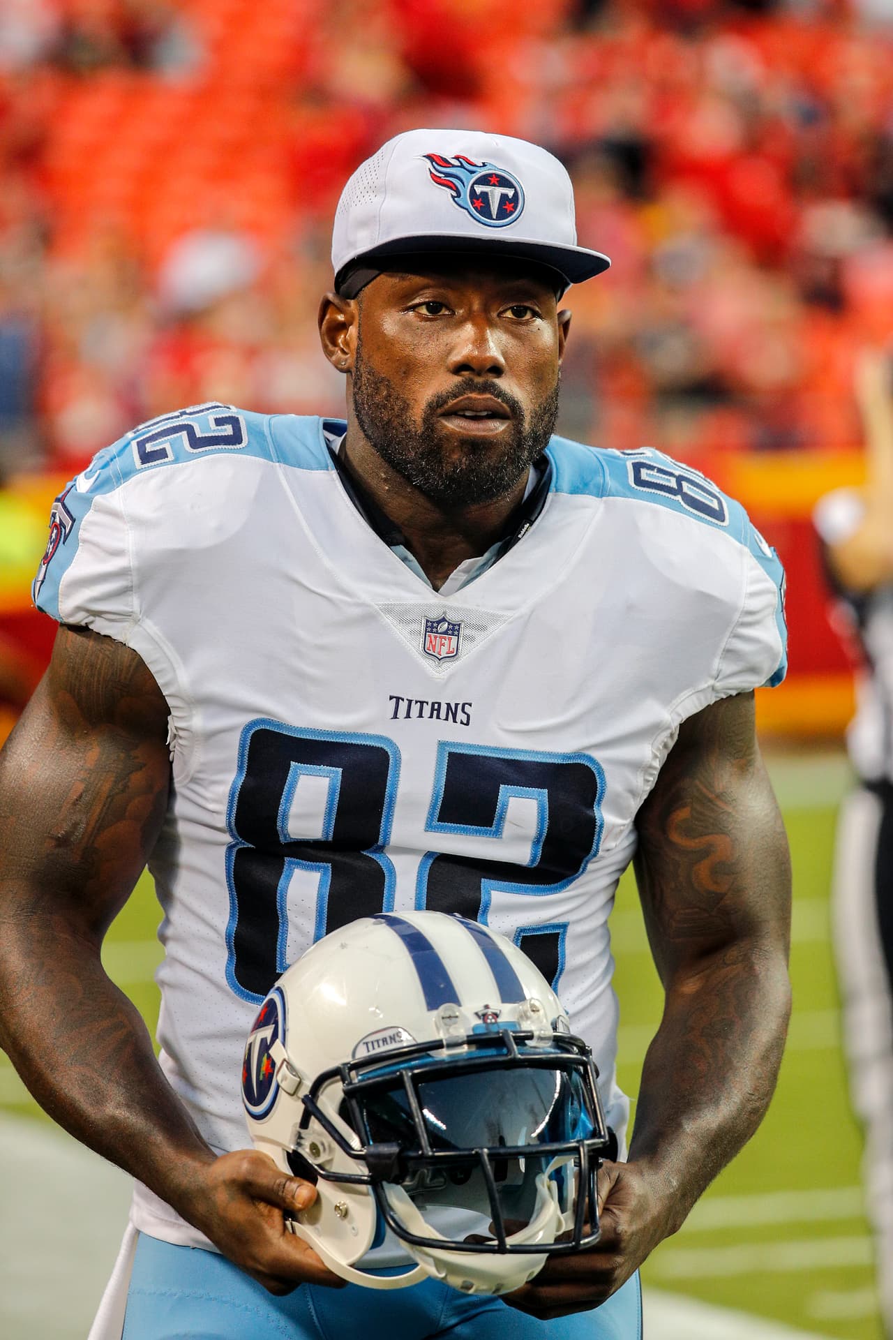 Tennessee Titans tight end Delanie Walker looks on as he warms up prior to a NFL preseason football game against the Kansas City Chiefs on Thursday, Aug. 31, 2017, in Kansas City, Mo. The Chiefs won, 30-6. (G. Newman Lowrance via AP)
