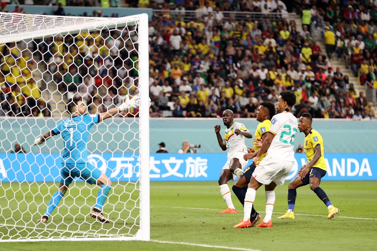 Senegal venció 1-2 a Ecuador con goles de Ismaila Sarr (44’) y Kalidou Koulibaly (70’) para eliminar a La Tri y clasificar a los Octavos de Final del Mundial Qatar 2022.