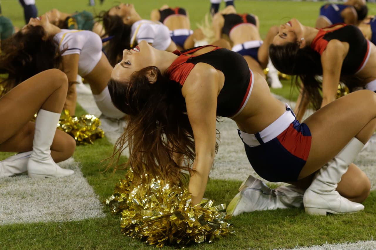 ¡Lo que estabas esperando, las porristas de la jornada 9 de la NFL!