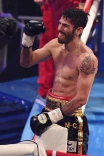 Jorge Linares contra Kevin Mitchell el 30 de mayo en Londres