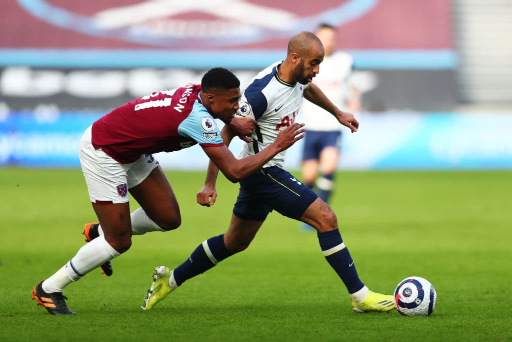 Tottenham no logra salir del hoyo en el que están y tras la derrota 2-1 frente al West Ham United, los comandados por José Murinho se quedan en la novena posición con 36 unidades.