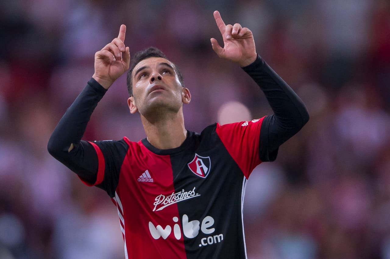 Rafael Márquez jugó su último partido en el Jalisco en la victoria del Atlas sobre Chivas. Los Rojinegros ganaron 1-0, el capitán del Tri y la Selección Mexicana tuvo una destacada actuación, y al final se llevó el cariño de propios y extraños.