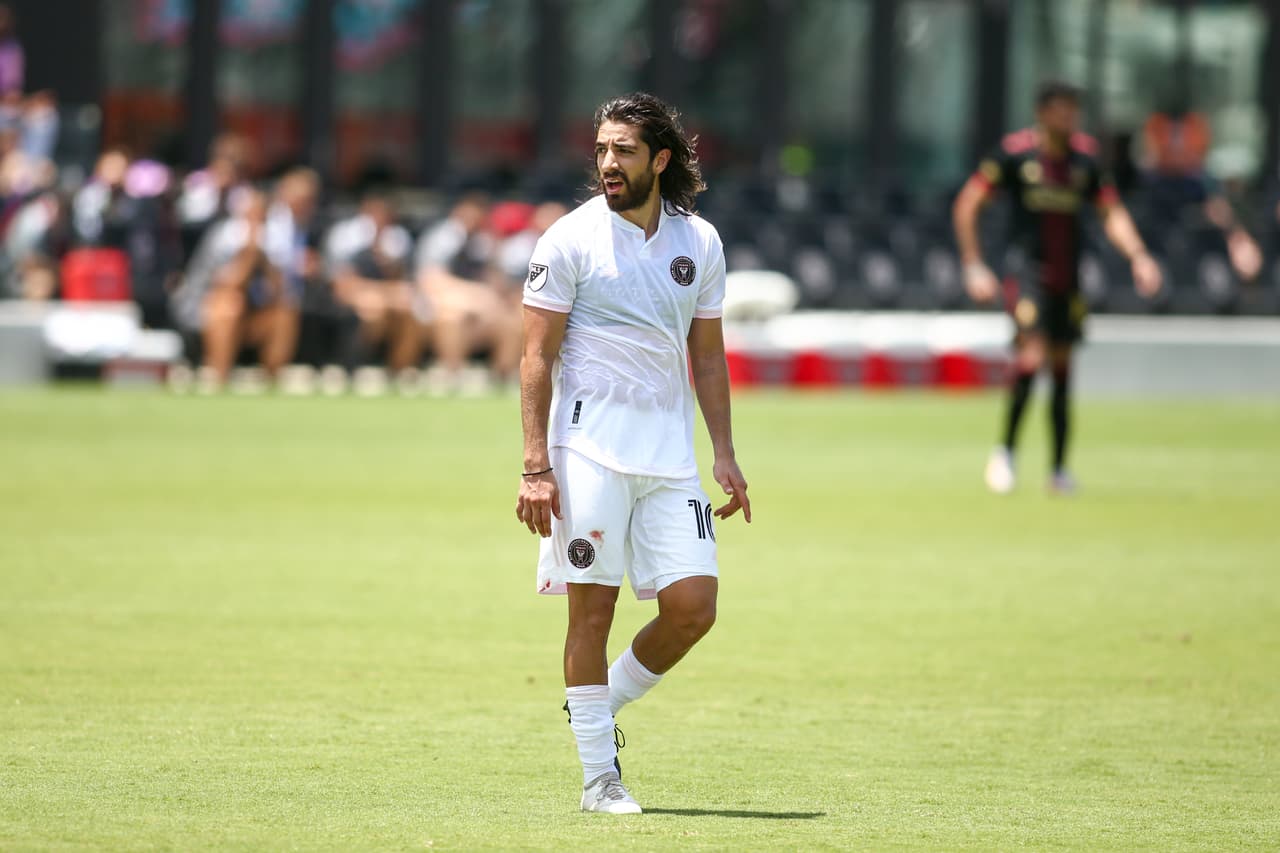 Rodolfo Pizarro y su equipo debieron conformarse con un empate 1-1.