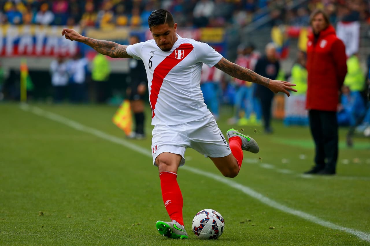 Perú salió beneficiado con su empate, pues aseguró el pase a la siguiente ronda.