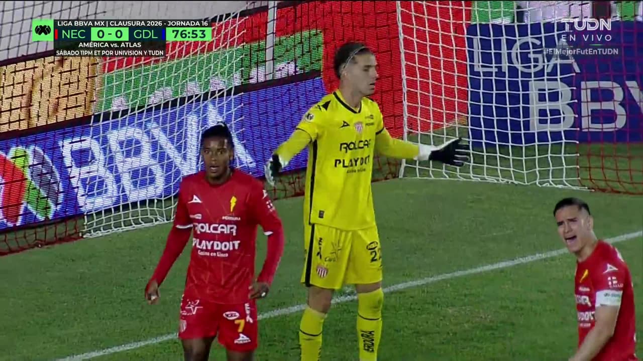 ¡TIRO ATAJADO! disparo por Bryan González.