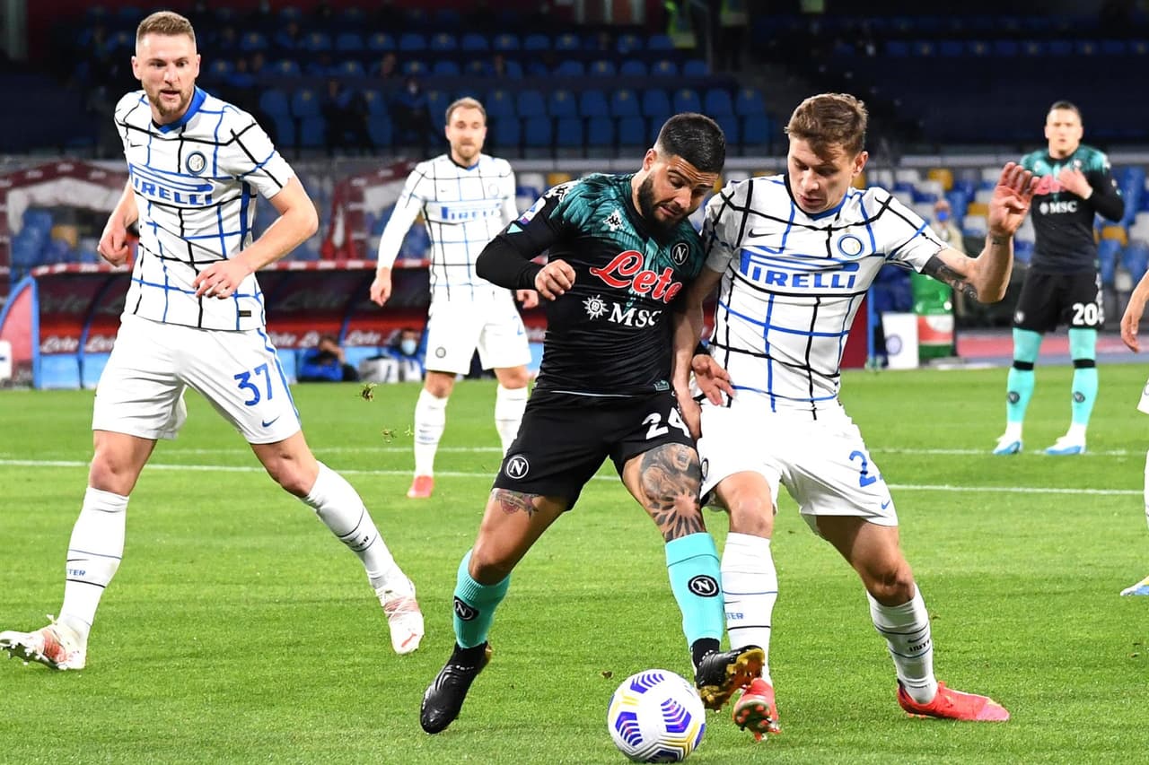Inter y Napoli reparten puntos en el Estadio Diego Armando Maradona. Samir Handanovic marca un autogol al minuto 36 y pone a la escuadra de Gattuso un tanto arriba, pero es al minuto 55 cuando Christian Eriksen empata el marcador, durante la Jornada 31 en la Serie A. El mexicano Hirving Lozano se encuentra suspendido.