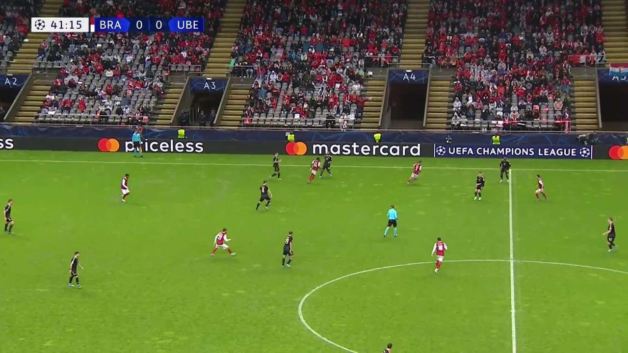 ¡Gol de Union Berlin! Gosens fusila y pone el 0-1 sobre Braga