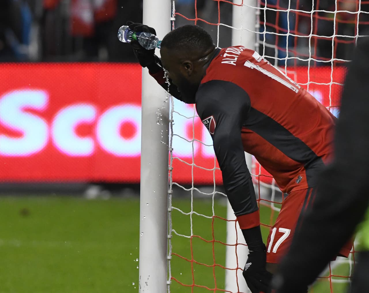 Altidore jugó el partido ante Chivas con problemas estomacales.